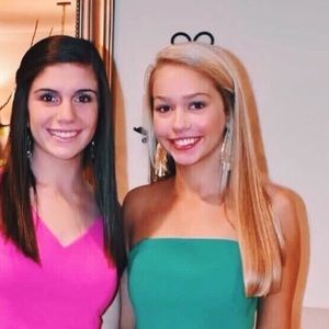 Meet your Posher, Isabel